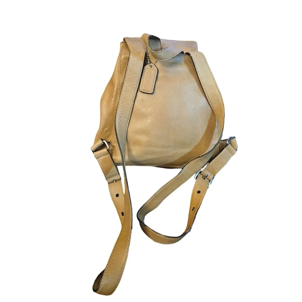 Coach Vintage Tan Glove‎ Tanned Leather Backpack 9569 Drawstring Buckle Bag